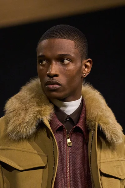 Look 101